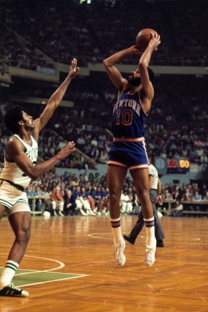 In elevazione contro i Celtics a Boston, &#39;73 (Getty Images)